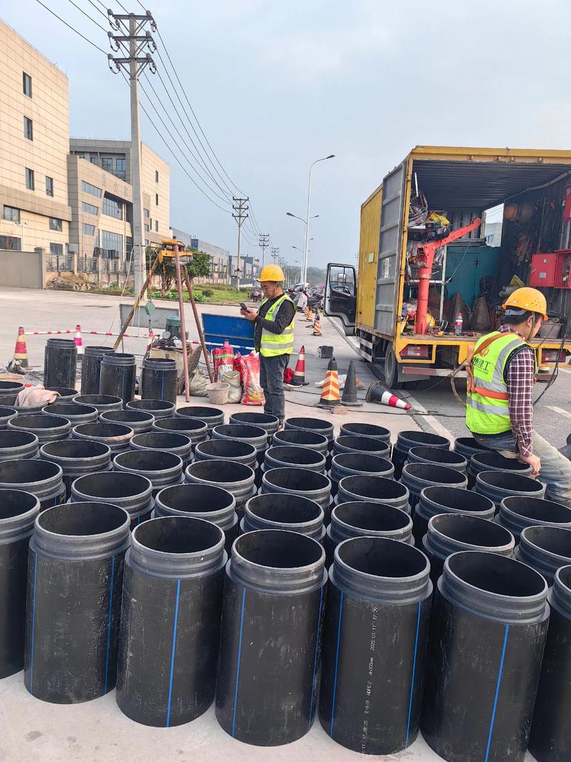 洛隆管道短管置换